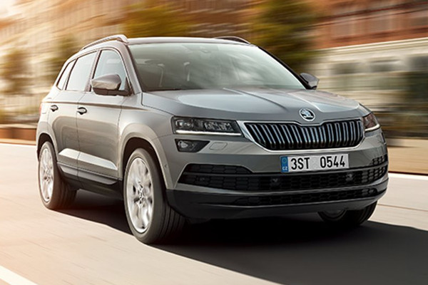 Skoda Karoq 2018.jpg